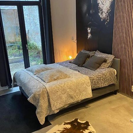 Garden Suite In City Center Antwerpen Bagian luar foto